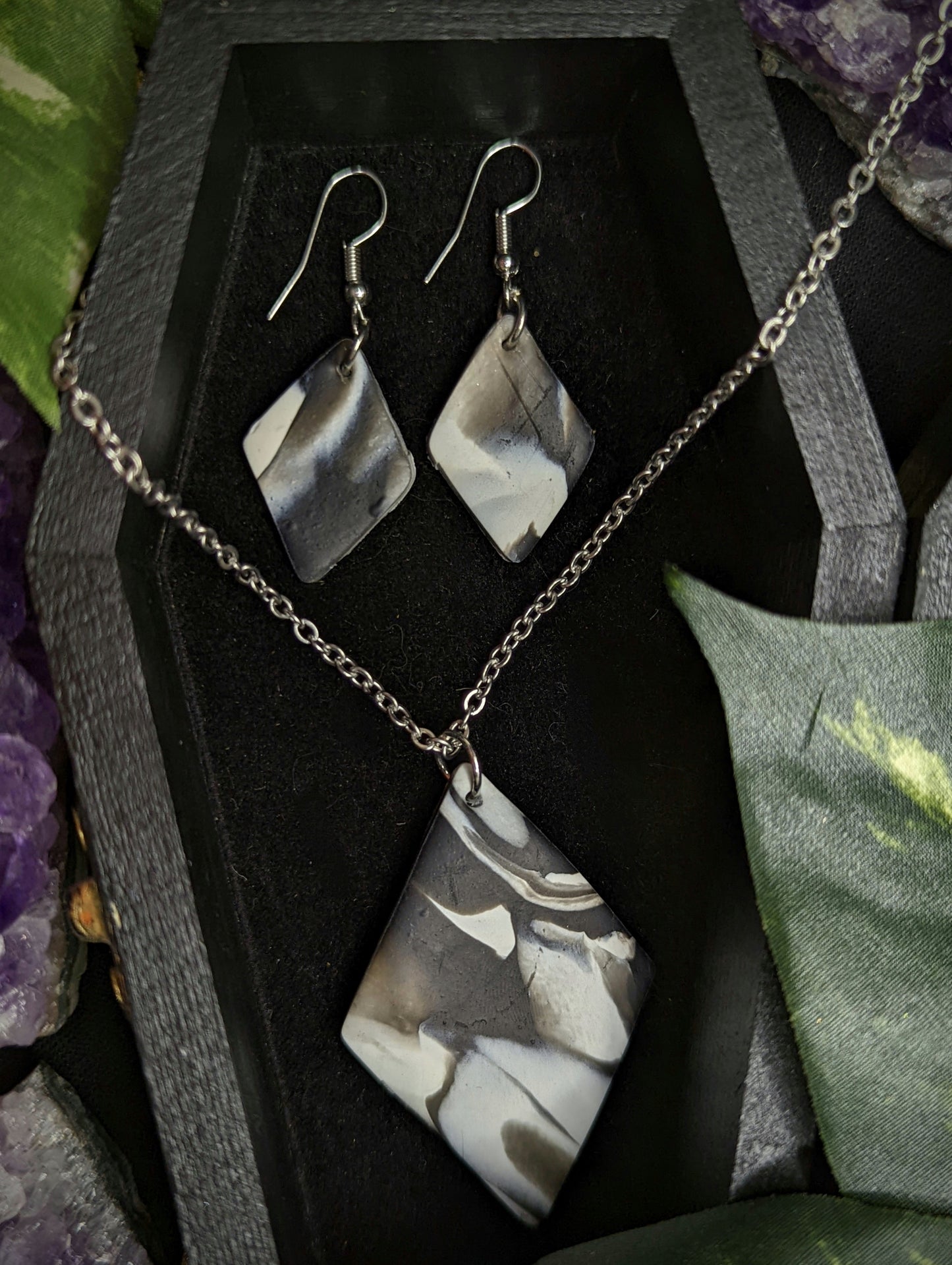 Marbled Diamond Jewelry Set